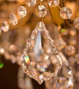 Safe chandelier removal service London